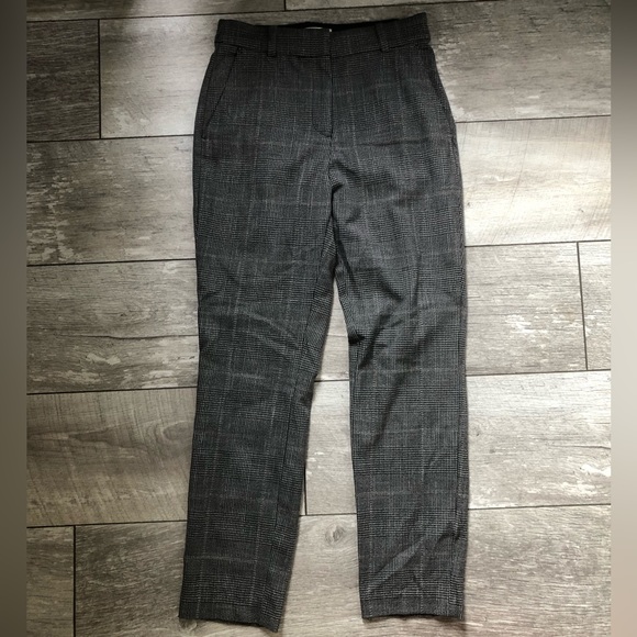 H&M Slim Fit Slacks Pants in beige black plaid - Picture 5 of 5
